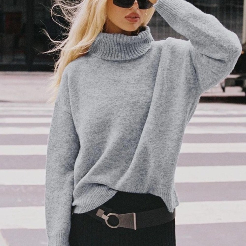 Oversized‎ light grey turtleneck chunky knit sweater small minimal Scandinavian